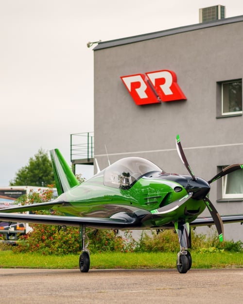 Green Tarragon Exterior